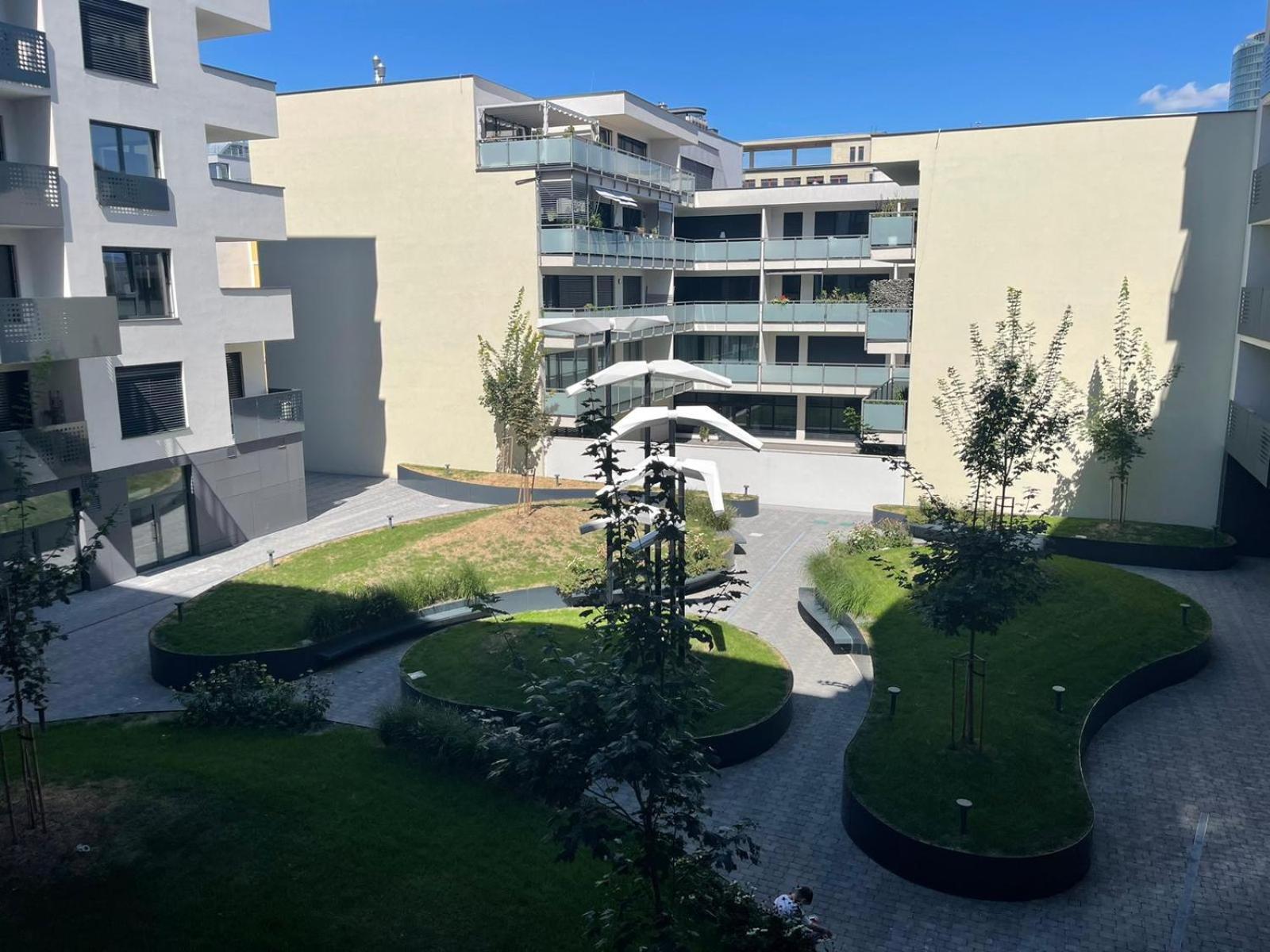 Sag New Complex In The Heart Of The Old Town Free Parking Free Wi-Fi Apartment Братислава Екстериор снимка
